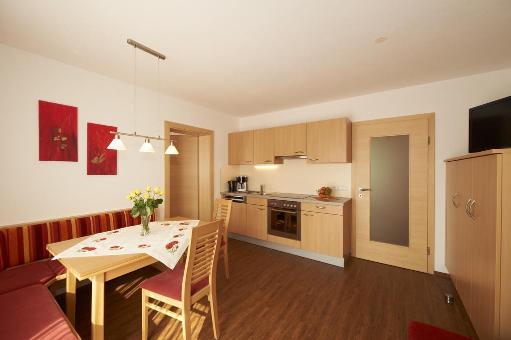 Appartements Bergblick Flachau Rum bild