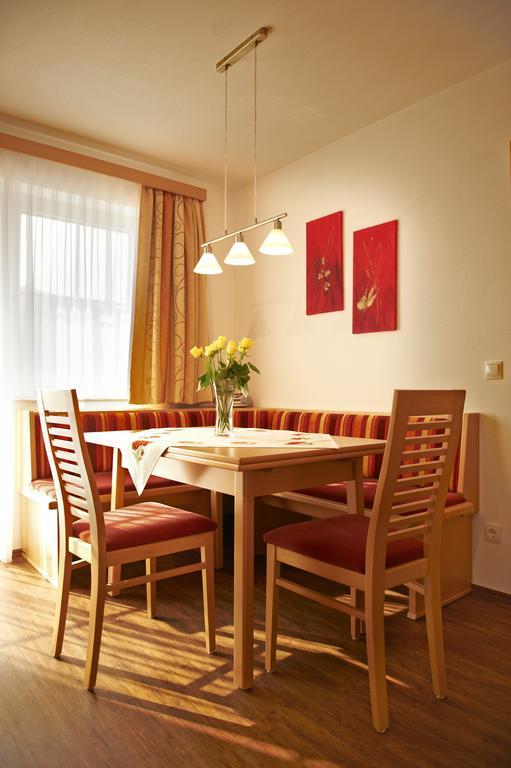 Appartements Bergblick Flachau Rum bild